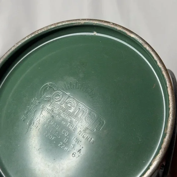 Vintage Coleman 220F Green Camping Outdoors Lantern Pyrex Globe USA Made 1967 - Picture 9 of 16